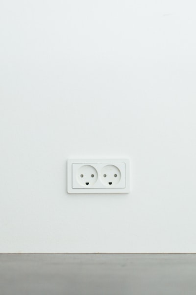 outlets — розетки