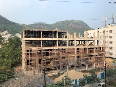Recess of the building — ниша здания