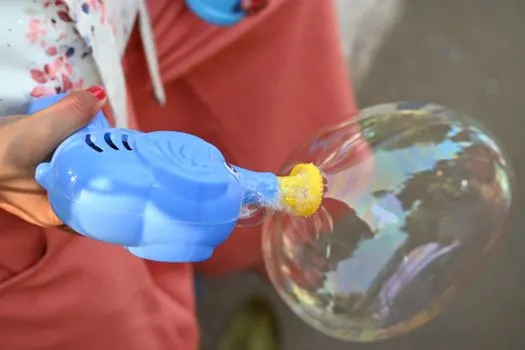 Bubble blower kit — Набор для выдувания мыльных пузырей