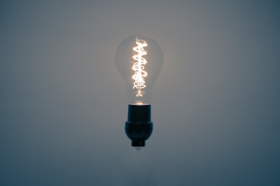 Bolt of light — вспышка света