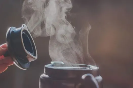 Evaporates — Испаряется
