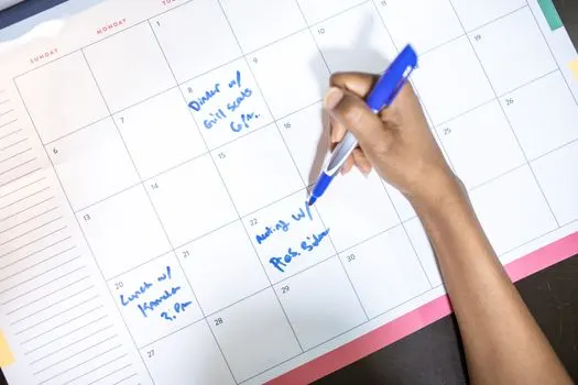 reschedule meeting — перенести встречу