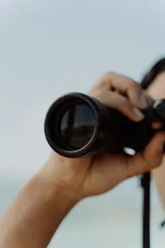 Opera glasses — Театральные бинокли