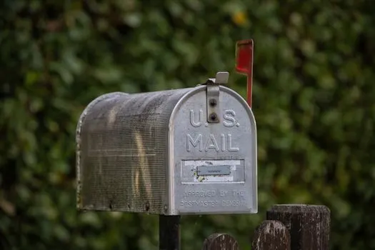 correo — почта