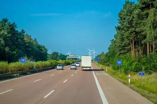 auto-put — автомагистраль
