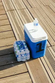 Cool off — охладиться