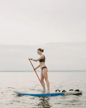 go paddle-boarding — заняться сапсерфингом