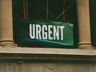 urgently required — срочно требуется