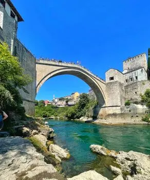 Bosna — Босния