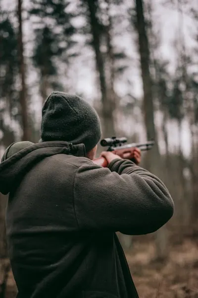 Hunt — охотиться