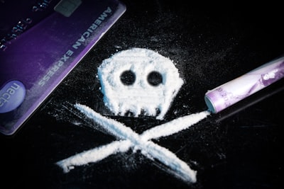 Drug addict — наркоман