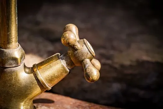 Brass fixture — Латунный светильник
