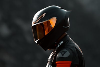Helmet — шлем