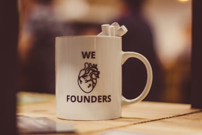 Founder — основатель