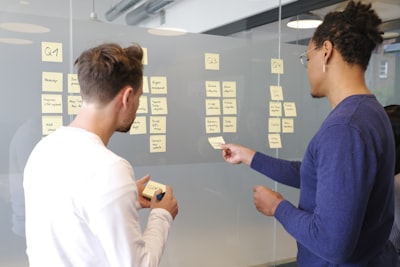 Prioritize — расставлять приоритеты