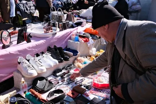 Thrift store — магазин подержанных вещей