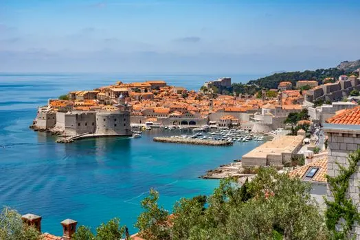To je hrvatska reč — это хорватское слово