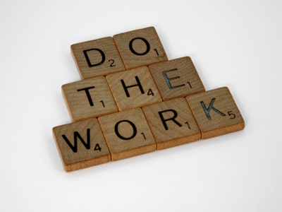 get down to work — приступить к работе