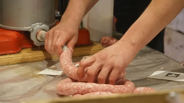 kobasica — сосиска для готовки