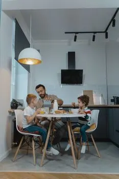 Family man — Семьянин