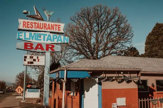 Inn — трактир