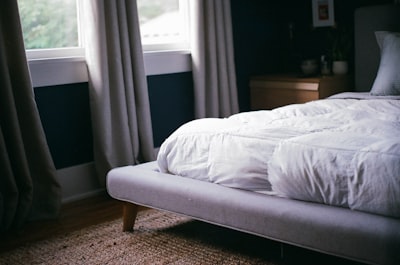 Hacer la cama — заправлять кровать