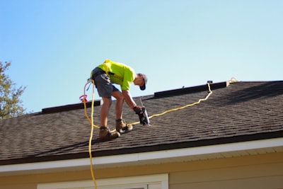 Shingle roof — крыша из гонта