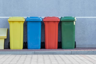 dustbin — мусорное ведро