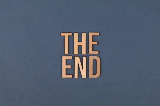 light at the end of the tunnel — свет в конце туннеля