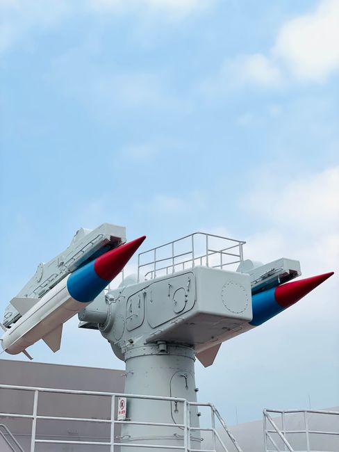Missile — ракета