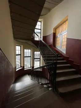 stepenice — лестница