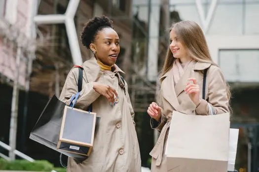 run errands — выполнять поручения