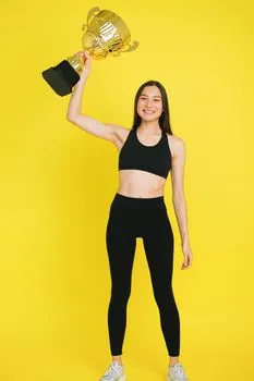 be committed to doing something — быть преданным делу