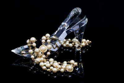 stilettos — туфли на шпильках