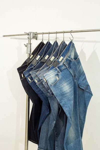 Denim pants — джинсовые брюки