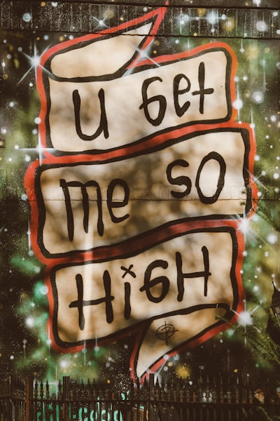 what makes you so high and mighty — с чего ты такой важный