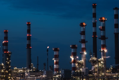 Refineries — заводы по переработке