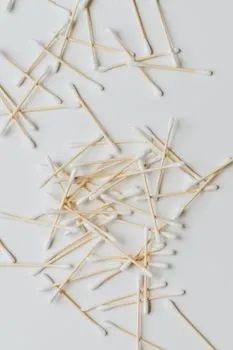 Q-tips — Ватные палочки
