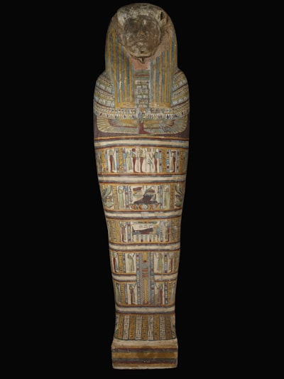 sarcophagus — саркофаг