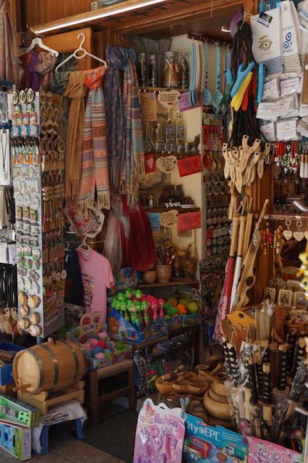 sklep z pamiątkami — сувенирная лавка