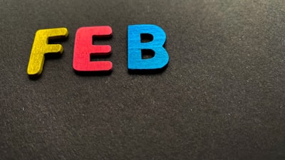 feeble — слабый